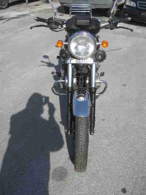 Yamaha XJ 550 Typ 4V8 Baujahr 1985 wie abgebildet TÜV FÄLLIG Motor dreht
