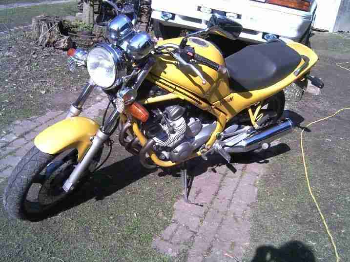 Yamaha XJ 600 N gelb-goldmetallic, wenige Kilometer