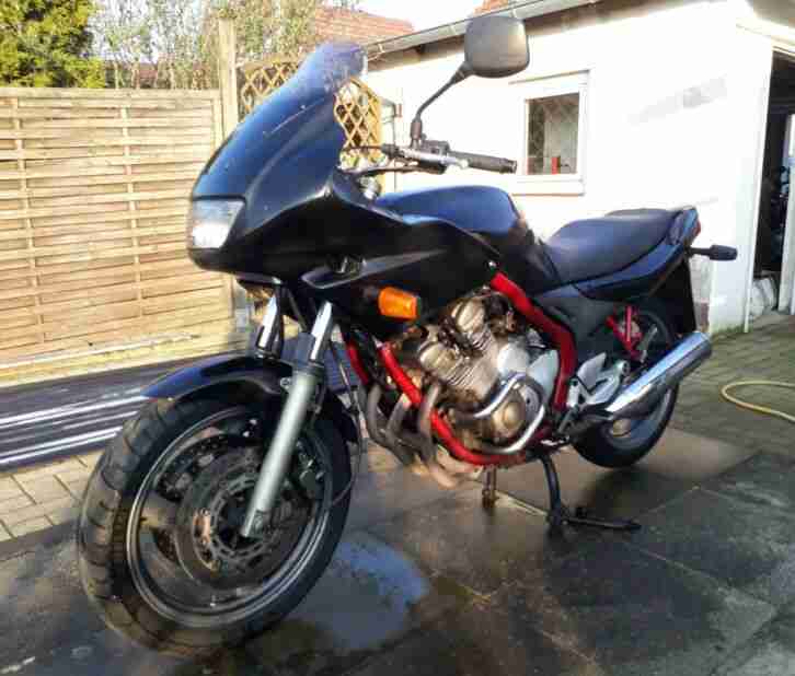 Yamaha XJ 600S