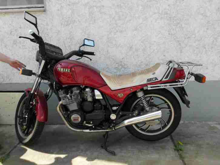 Yamaha XJ 750
