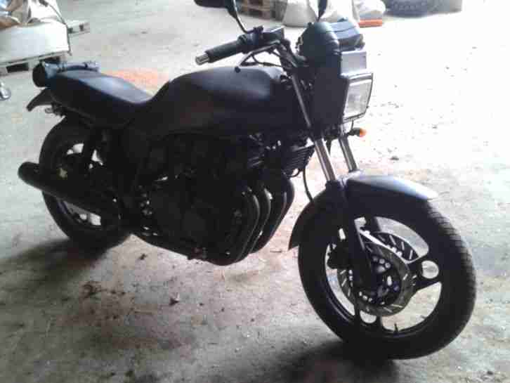 Yamaha XJ 900