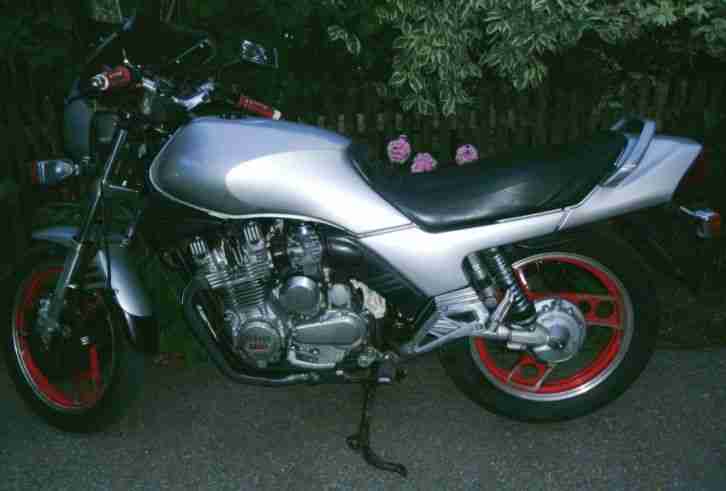 Yamaha XJ 900 31A Motorrad Kardan Tourer Silber 750 youngtimer XS FJ Lufthutzen