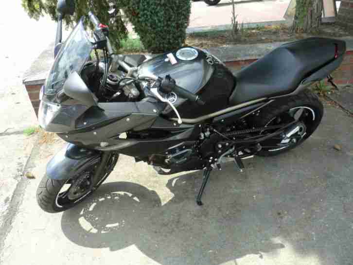 Yamaha XJ6 Xj Top Zustand Diverson 35 KW Drossel ABS Naked Streetfighter abs z
