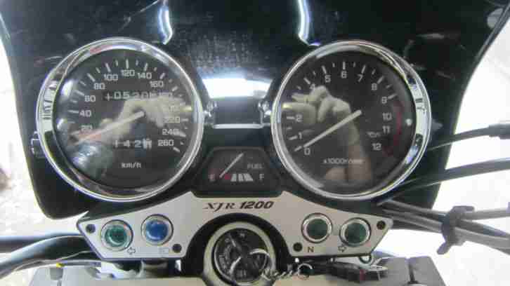 Yamaha XJR 1200