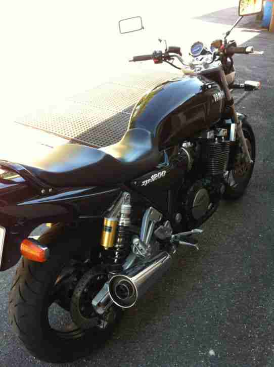 Yamaha XJR 1200