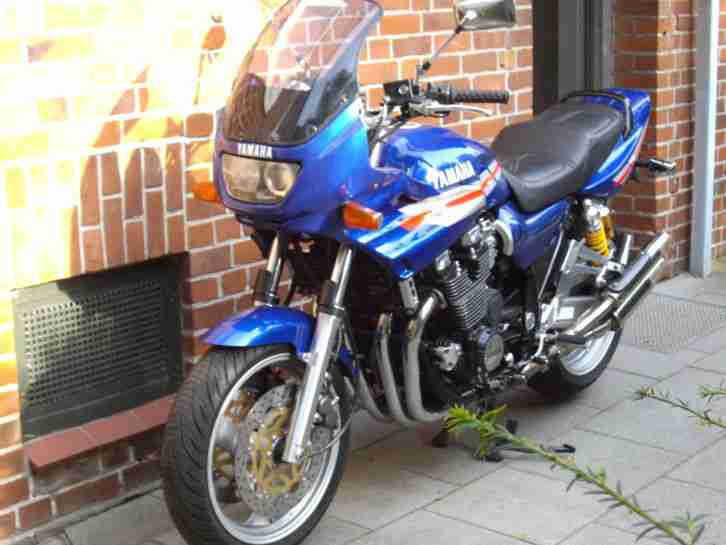 Yamaha XJR 1200 S Sonder-Edition Modell Christian Sarron Tüv März 2016