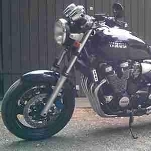 Yamaha XJR 1300 RP02 schwarz Bj. 99, 30736 Km, SP Sitzbank, LSL Lenker, 98 PS
