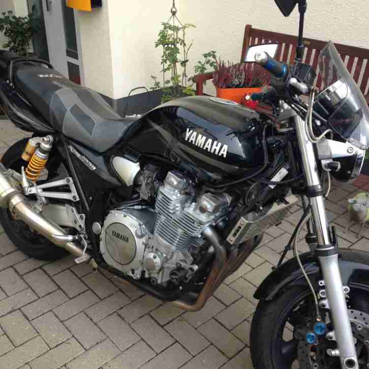 XJR 1300 RP06, Bj. 2002 mit Navi Zumo,