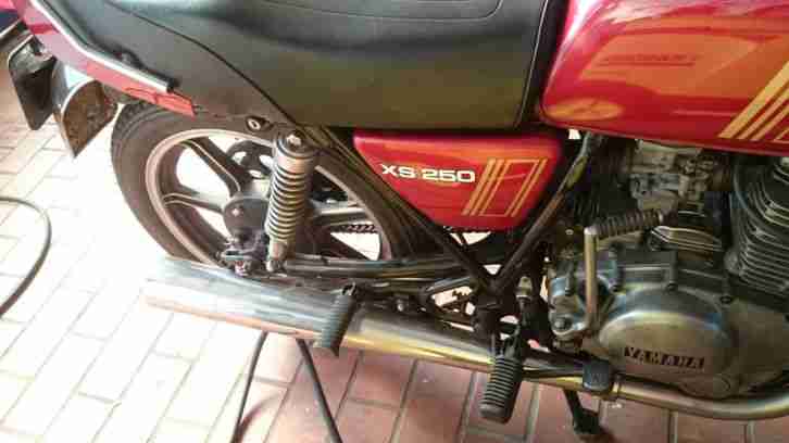 Yamaha XS 250