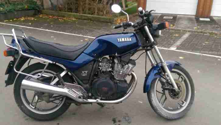 Yamaha XS 400 blau, Yamaha, Bastlermotorrad,