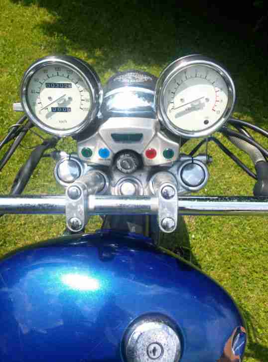 Yamaha XV 750 Virago