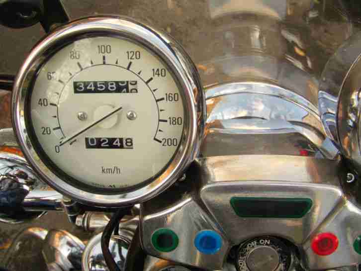 Yamaha XV750 Virago