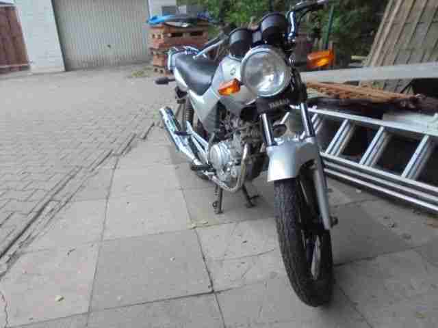 Yamaha YBR 125 Motorrad, Bj. 2006, erst 15Tkm, gedrosselt auf 7KW