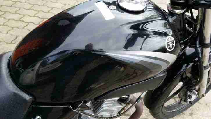 Yamaha YBR125 mit Schlüssel Papiere lief zuletzt im Herbst