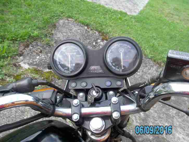 Yamaha YBR125 schwarz TÜV/HU neu