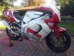 Yamaha YFR 750R für die Rennstrecke