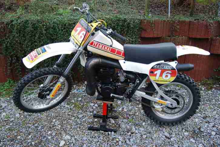 Yamaha YZ 400 Motocross RM Maico Husqvarna