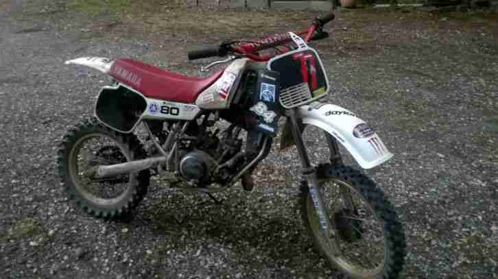 Yamaha YZ 80 22W, Bj,1983 + Ersatzteilträger