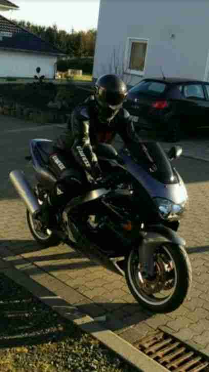 Yamaha YZF 1000 R Thunderace 4VD R1 Bj. 2002