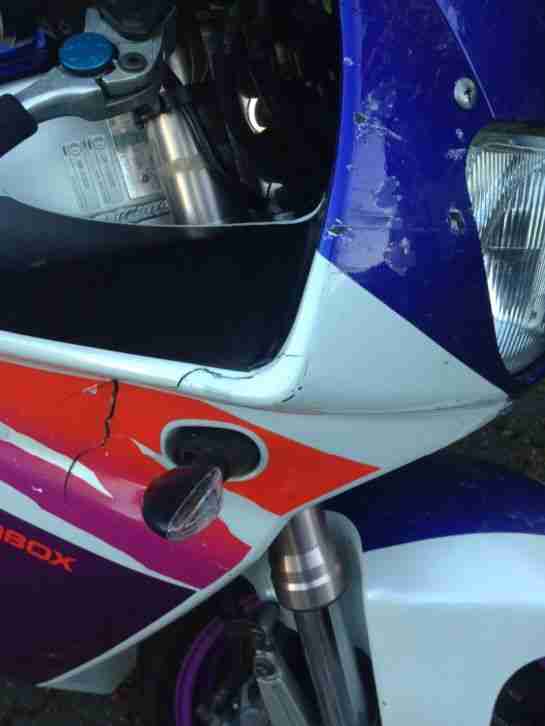Yamaha YZF 750