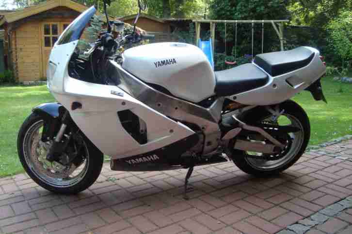 Yamaha YZF 750 R Top !! Superbike Umbau !