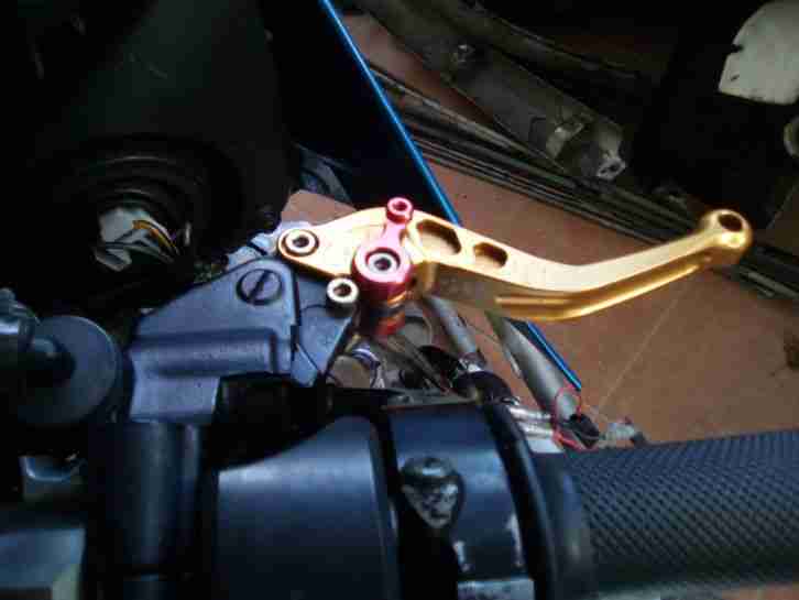 Yamaha YZF R1 RN04 2000 Any Way Design