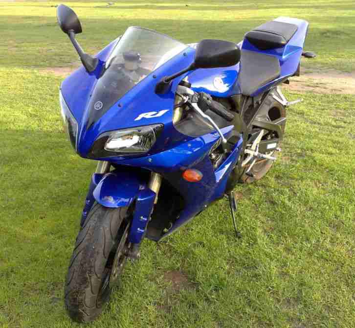 Yamaha YZF R1