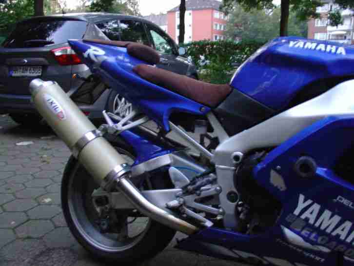 Yamaha YZF R1 (Rn01)