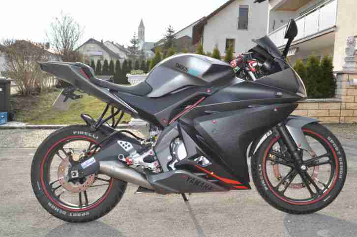 Yamaha YZF R125