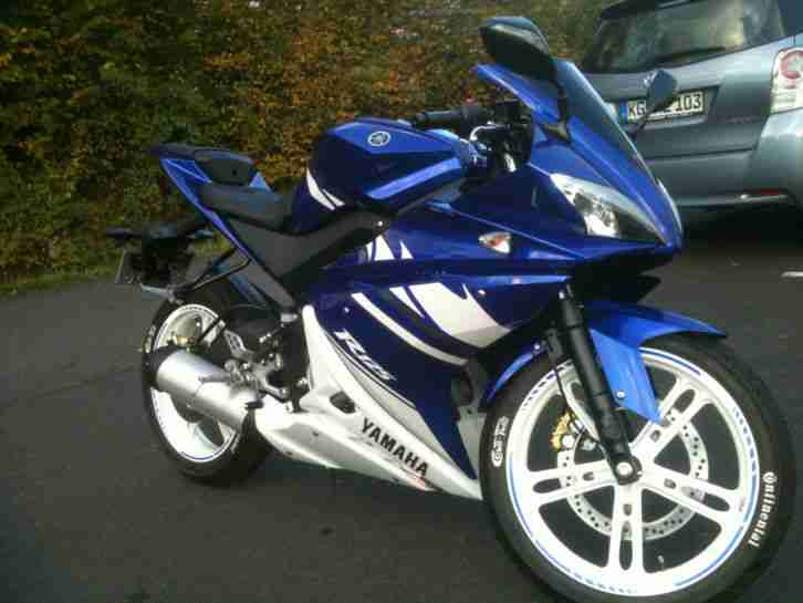 Yamaha YZF R125 T O P Z U S T A N D