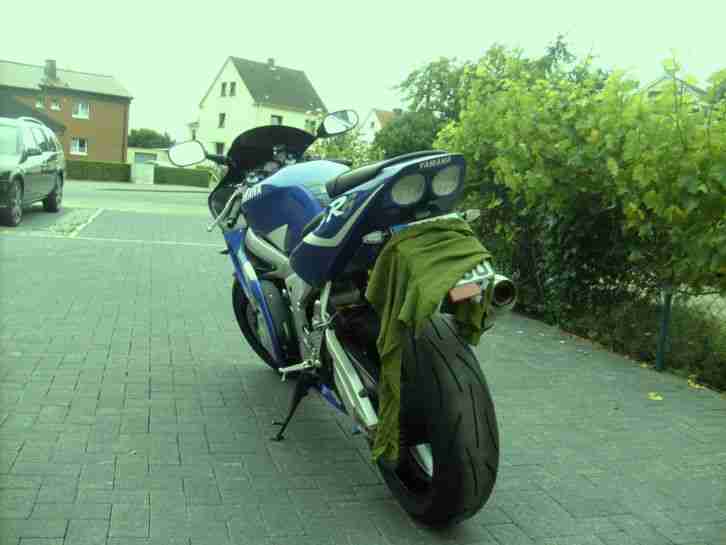 Yamaha YZF R6 RJ03 im Top Zustand