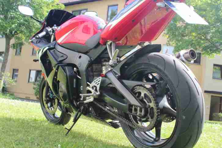 Yamaha YZF R6 RJ05