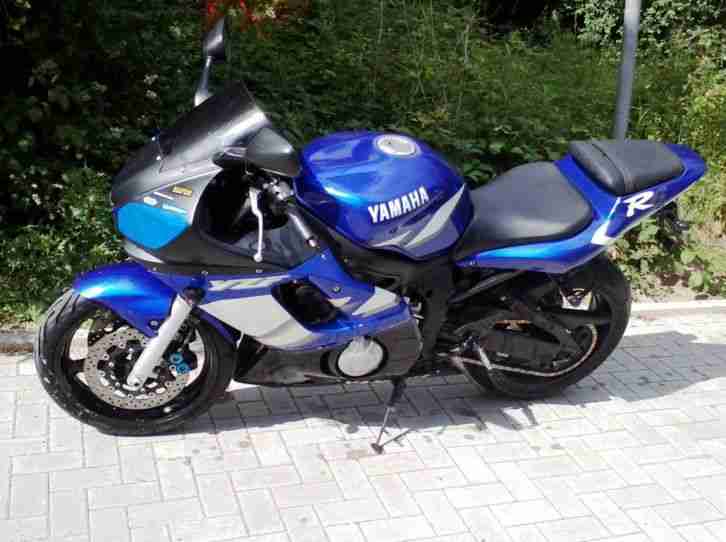 Yamaha YZF R6 mit 34 /120 PS