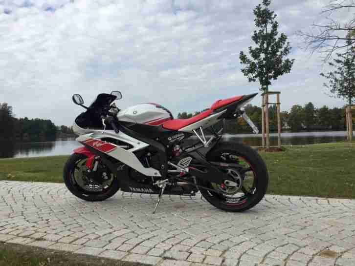 Yamaha YZF R6 neuwertig Top Zustand