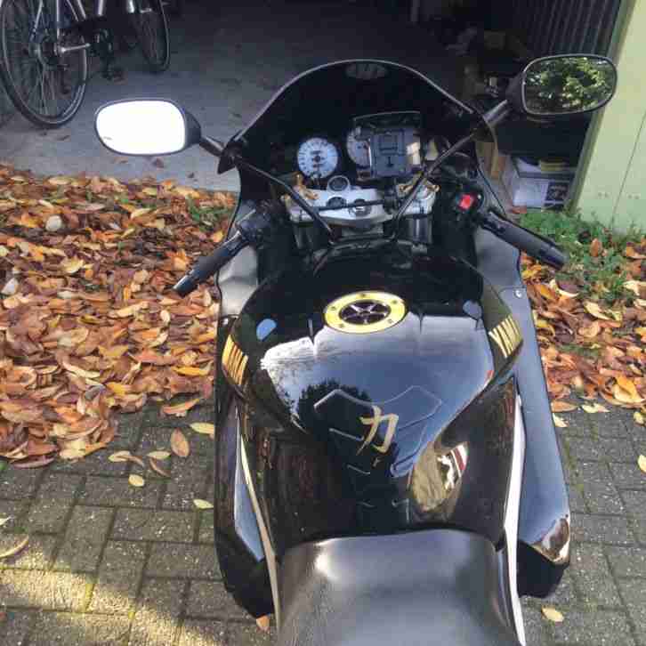 Yamaha Yzf 1000 R