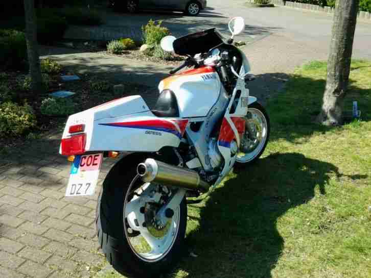 Yamaha fzr 600