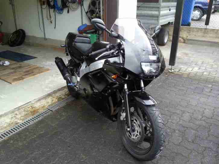Yamaha fzr 600 3he 91PS Tüv 05/16