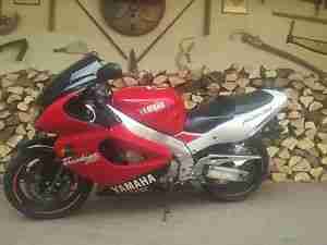 Yamaha yzf 1000