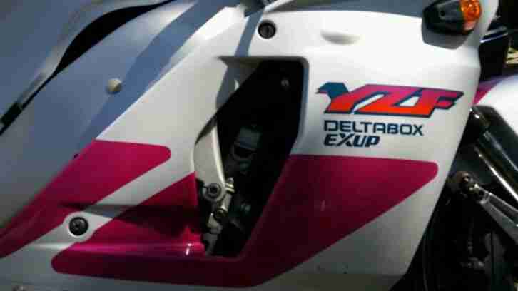 Yamaha yzf 750