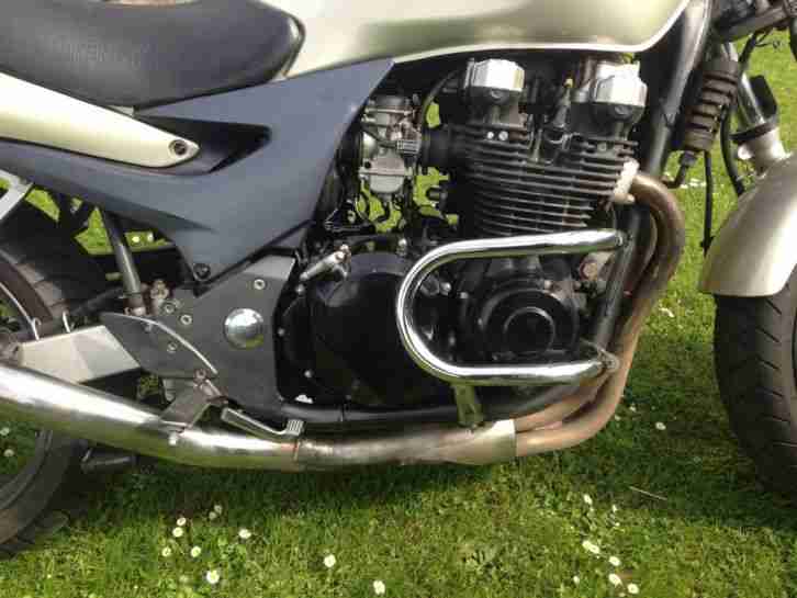 ZR 750 F Kawasaki - Bj. 8/01