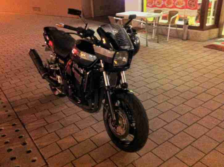 ZRX 1100 Top Zustand Letzter Versuch sonst