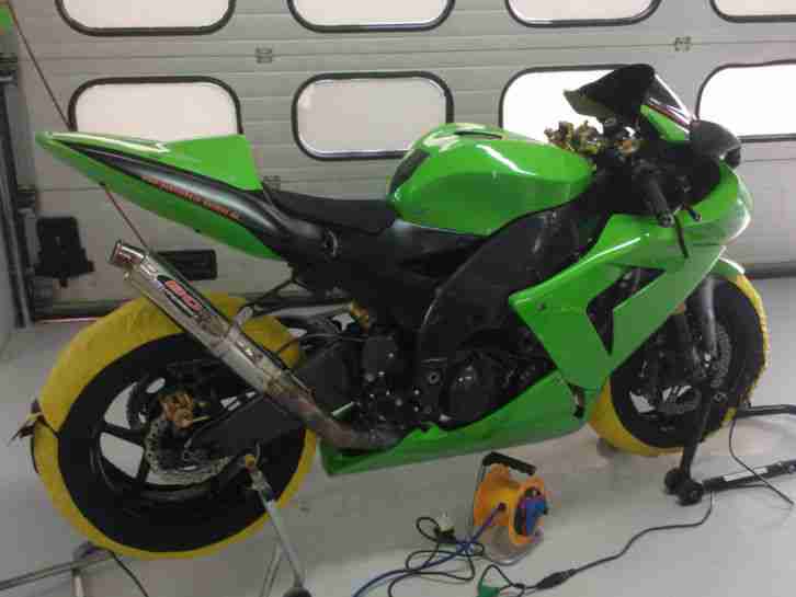 ZX10 R, 20000km, Rennstreckenumbau vom