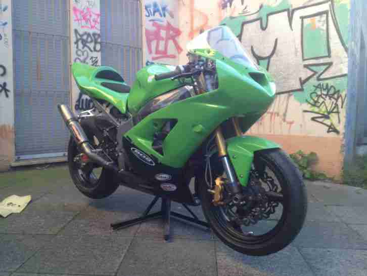 ZX6R 636 B Bj.2004 11800Km