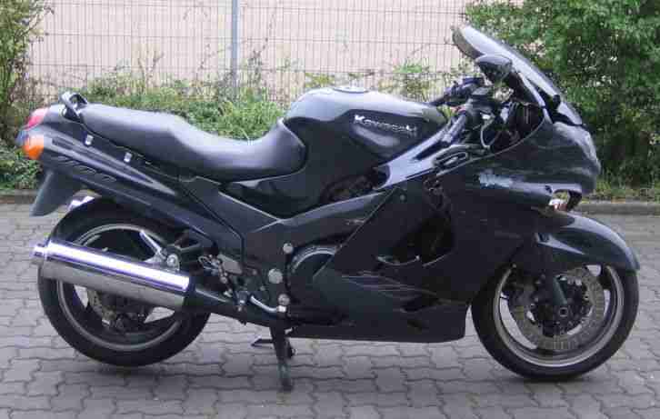 ZZR 1100 aus 2. Hand Unfallmotorrad als