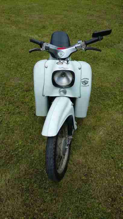 Zarte Simson Schwalbe in weiß sucht neuen Wirkungskreis ;)