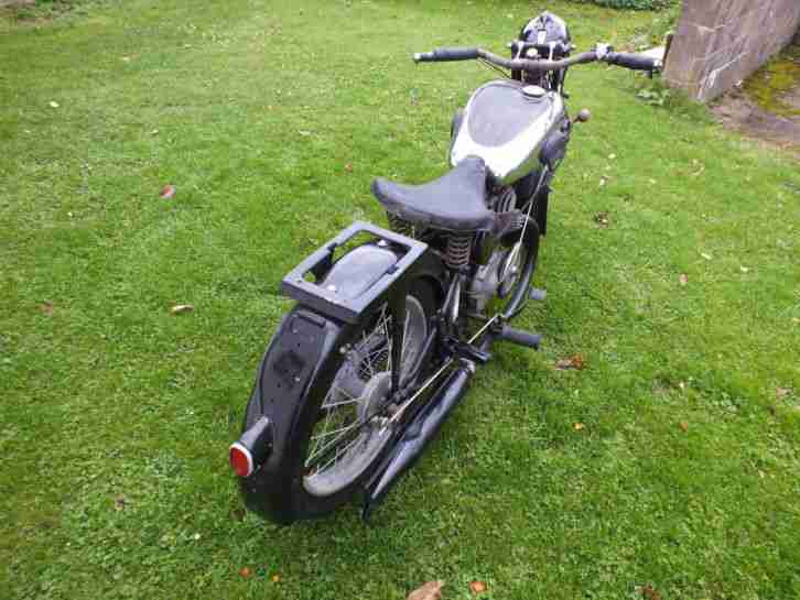 Zündapp DE/DL 200 von 1934 mit seltenen Veigel Rollentacho