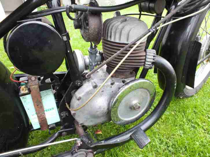 Zündapp DE/DL 200 von 1934 mit seltenen Veigel Rollentacho