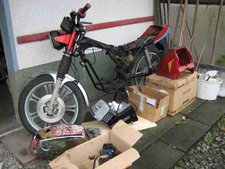 Zündapp K80 1982 in Teilen