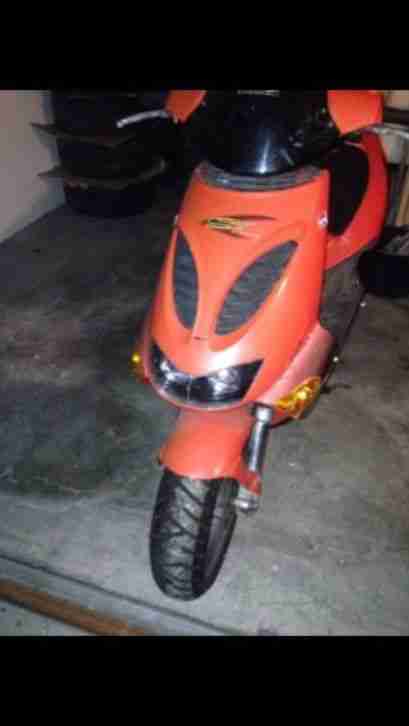 aprilia Roller Rot sr50