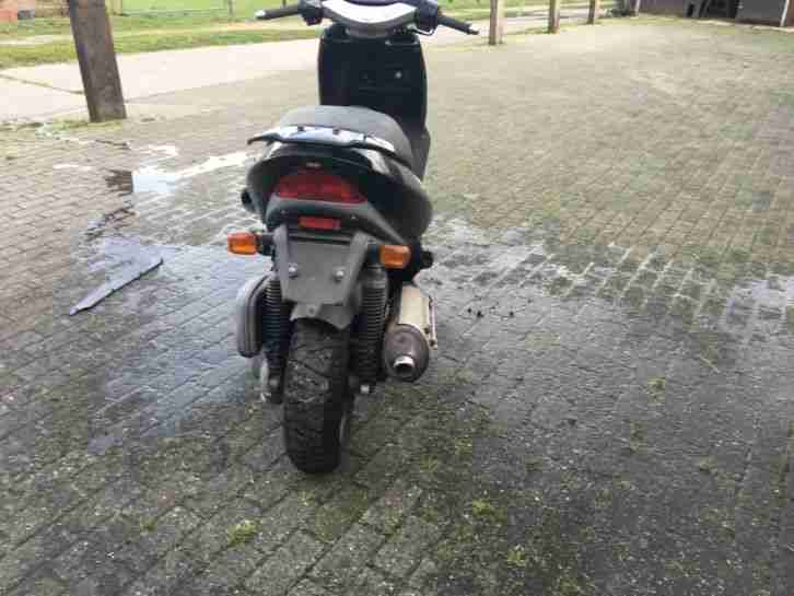 aprilia leonardo 125